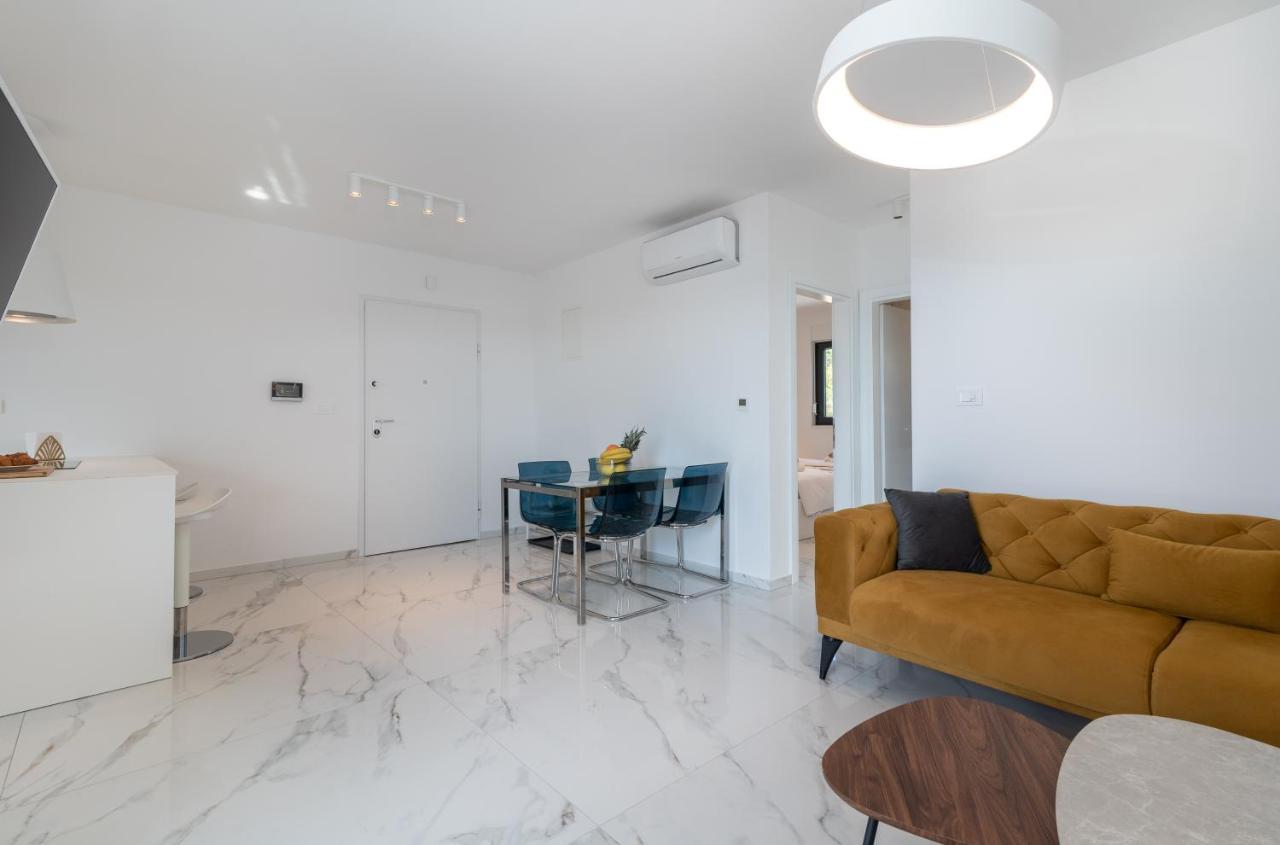 Lavender Tree - Luxury Apartments Trogir Exteriér fotografie